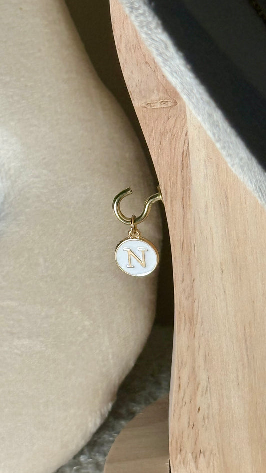 Charm lettre N