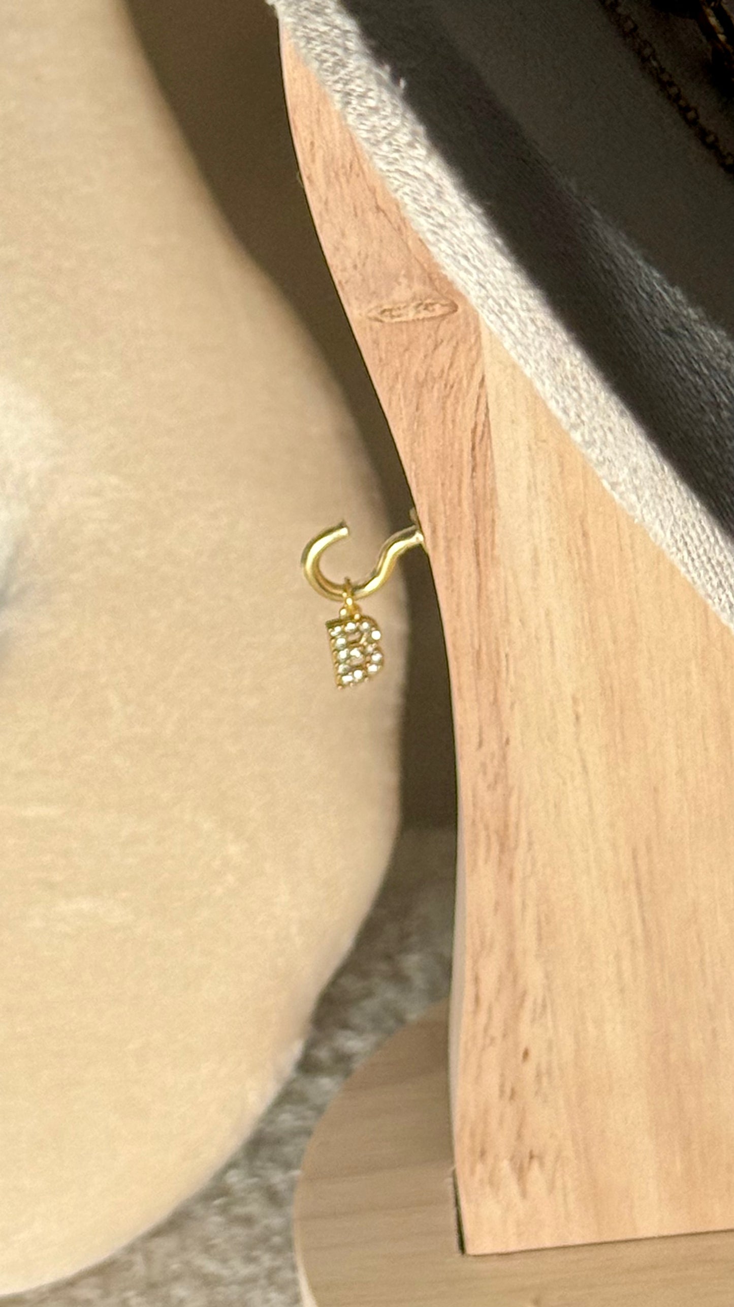 Charm lettre B strass