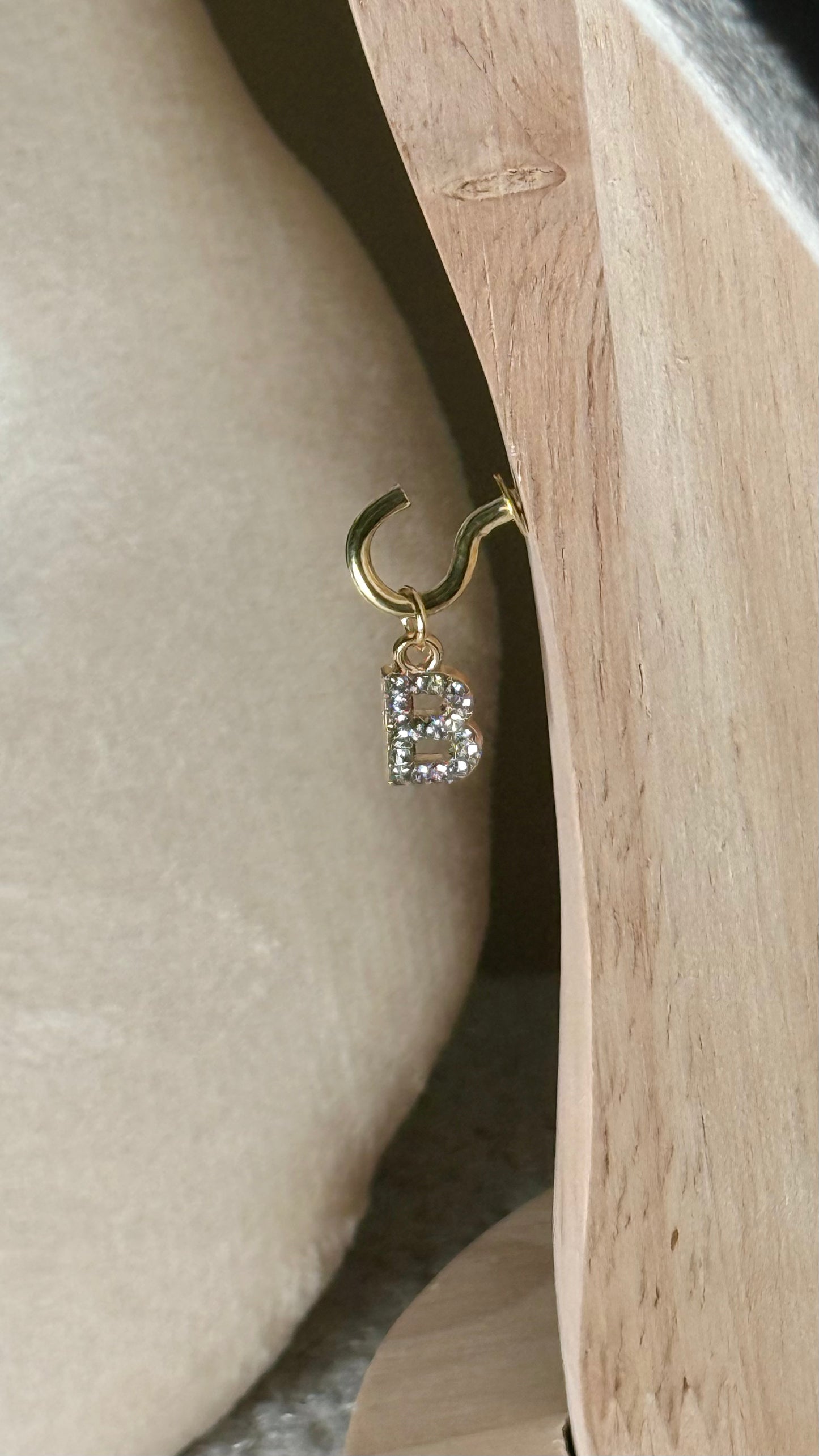 Charm lettre B brillant