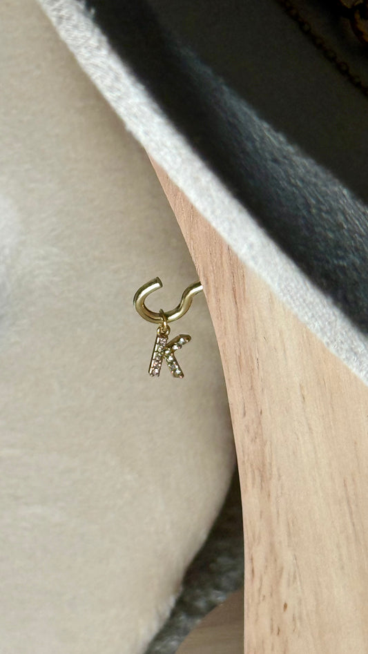 Charm lettre K strass