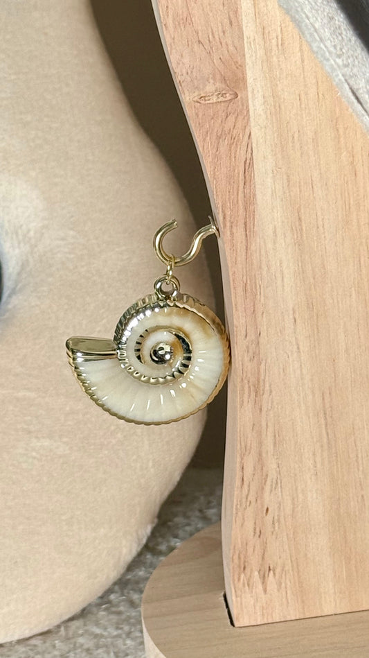 Charm coquillage rond