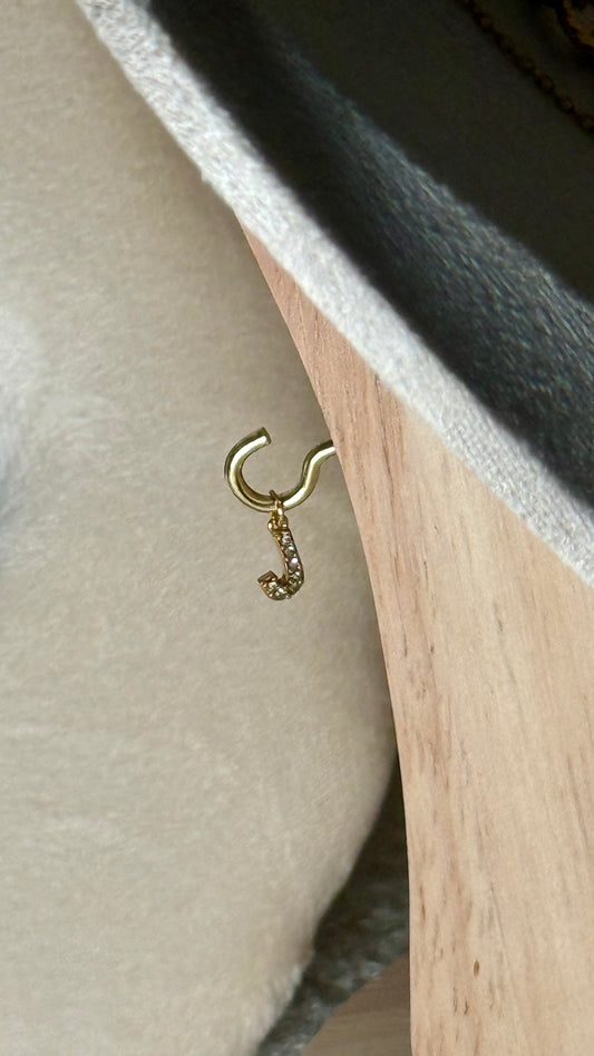 Charm lettre J strass