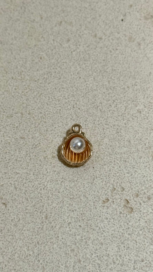 Charm coquillage