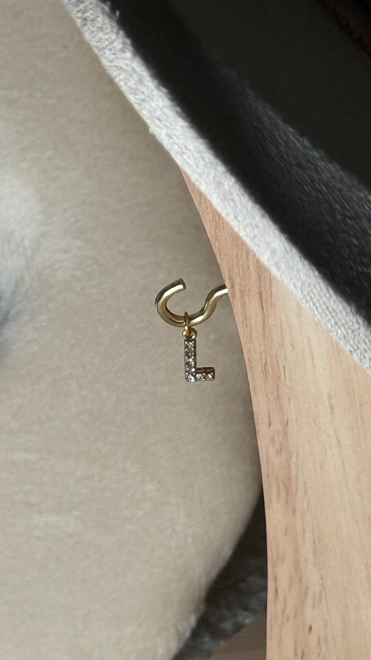 Charm lettre L strass