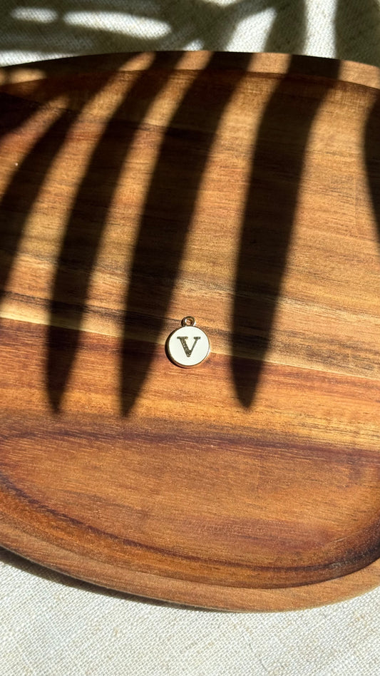 Charm lettre V