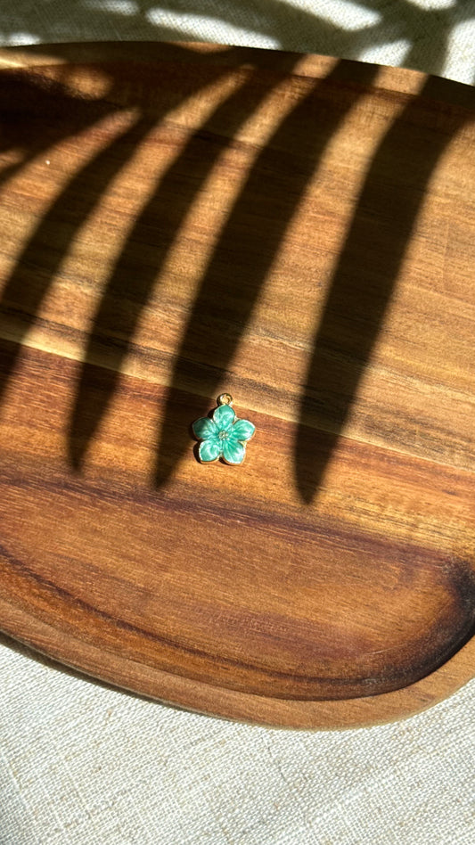 Charm fleur bleue