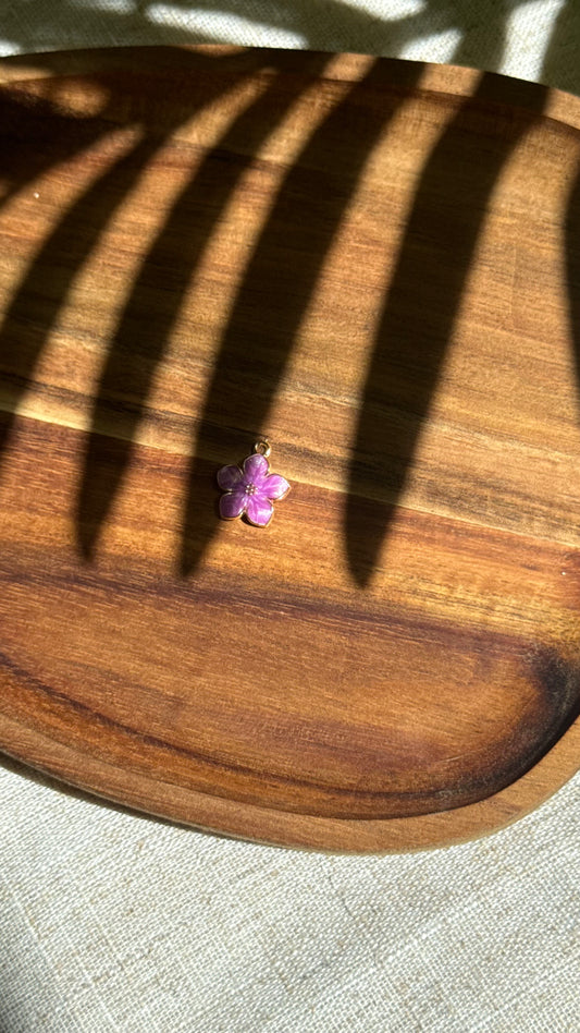 Charm fleur mauve