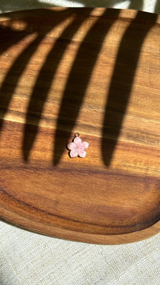 Charm fleur rose